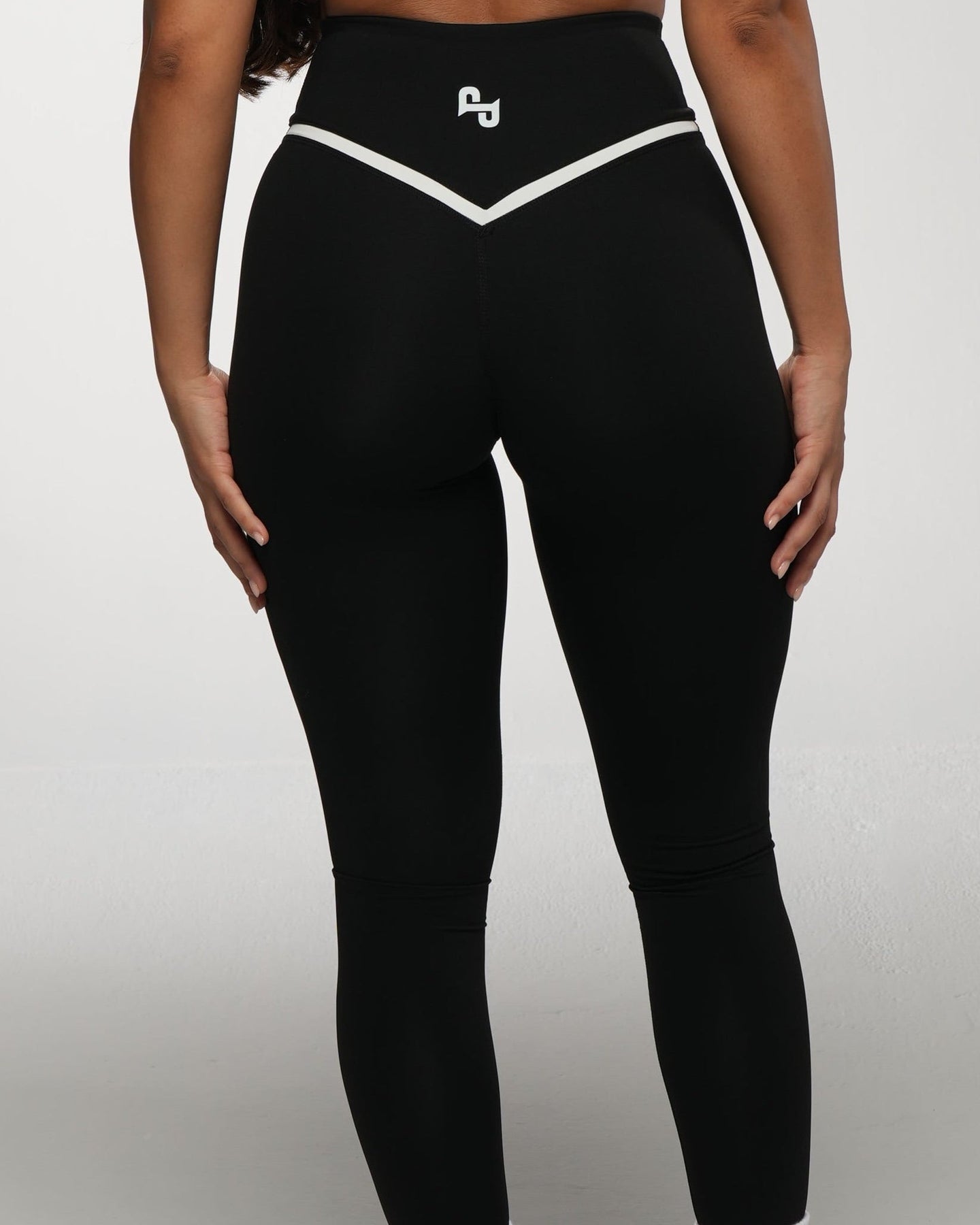 Crossover V-Waist pant