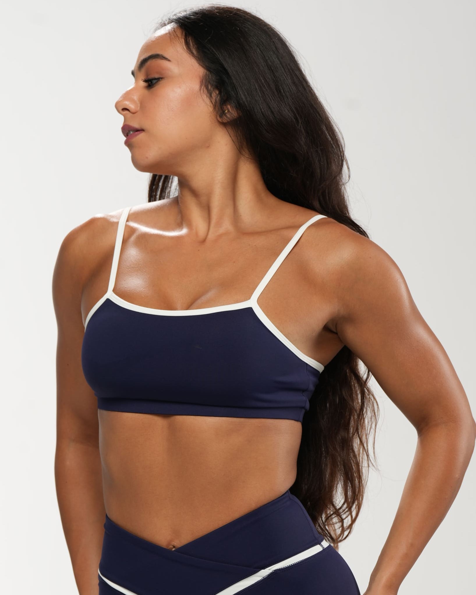 Crossover V-Waist bra
